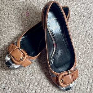Burberry Flats